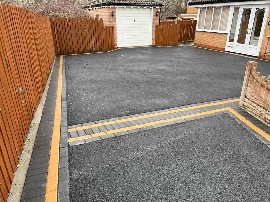 Tarmac Driveways